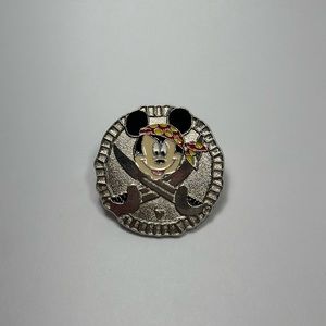 ✨2 for $30✨ Disney pin